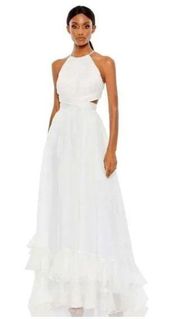 MAC DUGGAL Pleated Cutout Halter Neck Gown in White Size US 4