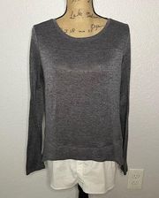 Simply Vera Wang Size M Grey Pullover Sweater Office Curved Hem Layering Classic