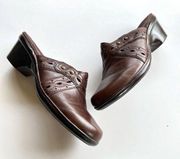 Clarks Womens Size 8M Brown Leather Clog Mule 2” Heel 64947 Slip‎ On Shoes