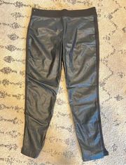 NWT Bebe Black Faux Leather Front Slit Capri Leggings Size XS