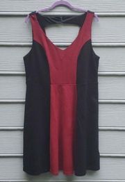 NWT Torrid Sleeveless V-Neck Keyhole Back Colorblock Dress