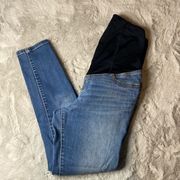 Isabel Maternity Skinny Crop Light Denim size 2