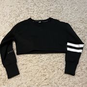 Ryderwear black cropped crewneck size small