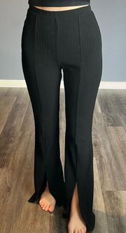 Ribbed flared leggings with front slits