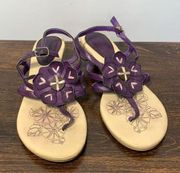 Attention, purple kitten heel 1.5” sandal size 6 ￼