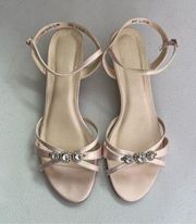 David's Bridal Elena pink low kitten heel size 9.5