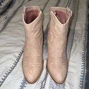 New  Cowgirl Booties size 8.5