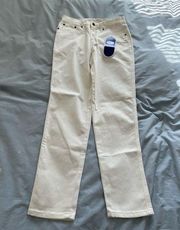 NWT: DG2 by Diane Gilman white jeans