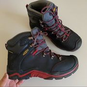 KEEN Torino Mid Waterproof Hiking boots size 6