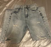 Trendy Distressed Jeans