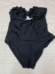 Chelsea28 Scallop Bandeau One-Piece Swimsuit size small