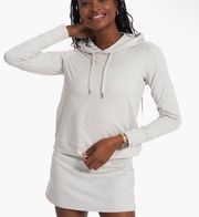 Vuori Halo Essential Hoodie in Salt Heather