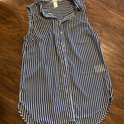 H&M NWOT  Striped Button Up