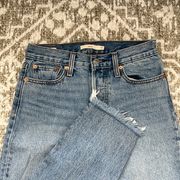 Levi’s Levi Wedgie frayed bottom jeans