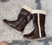 Brown Boots w/ Fur Detail