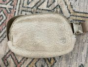 Everywhere Fleece Belt Bag