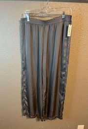 VELVET By Graham & Spencer Jacy Wide Leg Satin Viscose Pant Cypress Large $198 N