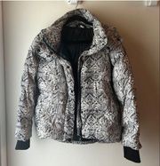 Varley windbreaker puffer jacket coat