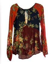 NWT Limited Edition RARE Farm Rio Floral Red and Blue Bell Sleeved Blouse