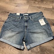 Levi Strauss Mid Rise 5” Shorts Size 10/ Waist 30 New