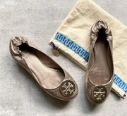 Minnie Travel Ballet Flats Shoes Gold Metallic Leather Logo Women's 7