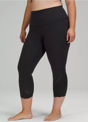 Lululemon wunder under crop scallop