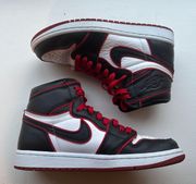 1 Retro High OG Bloodline Men’s 7/Women’s 8-8.5