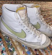 Nike Blazer Mid 77