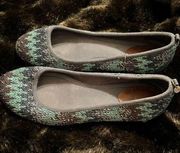 The Sak sweater, zigzag ballet, flat shoes, size 9.5. ￼