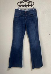 women's high rise flare leg, raw hem Brynlee jeans, size 30R