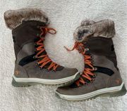 Santana Canada weatherproof boot size 9