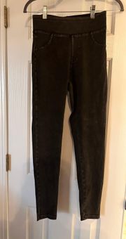 Halara Black Jean Leggings Size 26 - $16 (36% Off Retail) - From Larissa