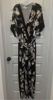 Susan Graver Black Floral Print V Neck Short Sleeve Wide Leg