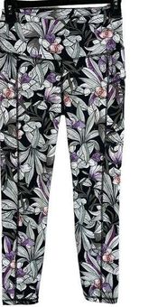 Gaiam X-Small Athletic Fitness Capri Leggings Floral Stretch Pocket Purple  Black Size XS - $17 - From Lori