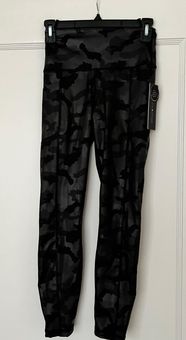 Yogalicious High Rise Ankle Camo Leggings NWT Size Small
