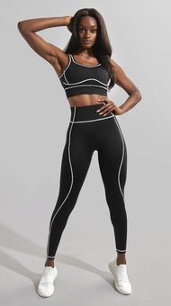 Buffbunny NWOT leggings - Medium Black - $80 - From Oumou