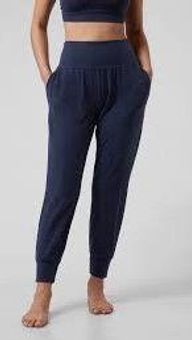 Athleta Salutation Jogger in Navy Blue Size XS - $34 (61% Off