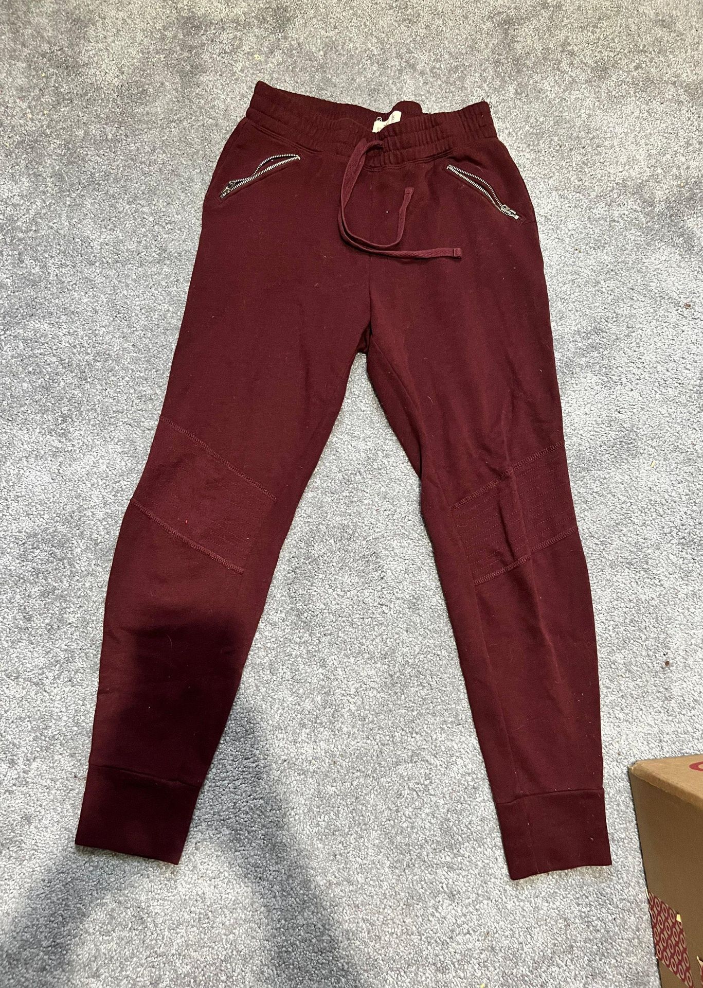 Hollister Sweatpants Size XS - $22 - From Cassidy