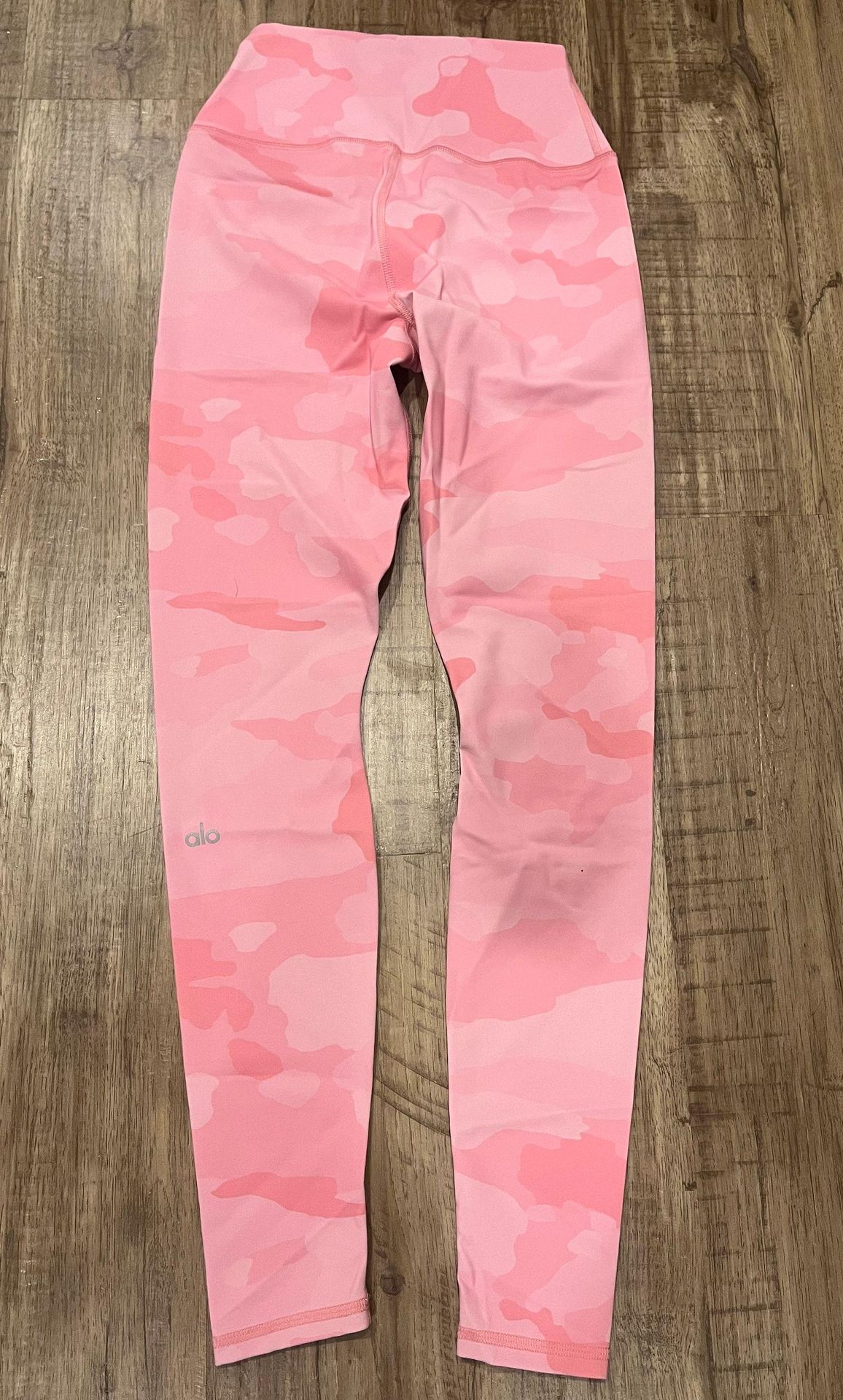 Alo Yoga High Waist Vapor Legging Pink Camouflage - $35 (72% Off