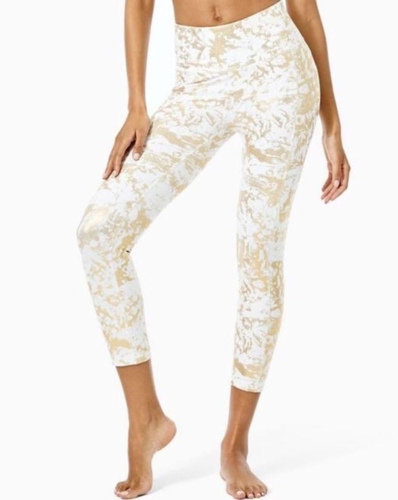 Lilly Pulitzer UPF 50+ Luxletic 24 High Rise Weekender Midi Legging - L  Size L - $69 - From Sandra