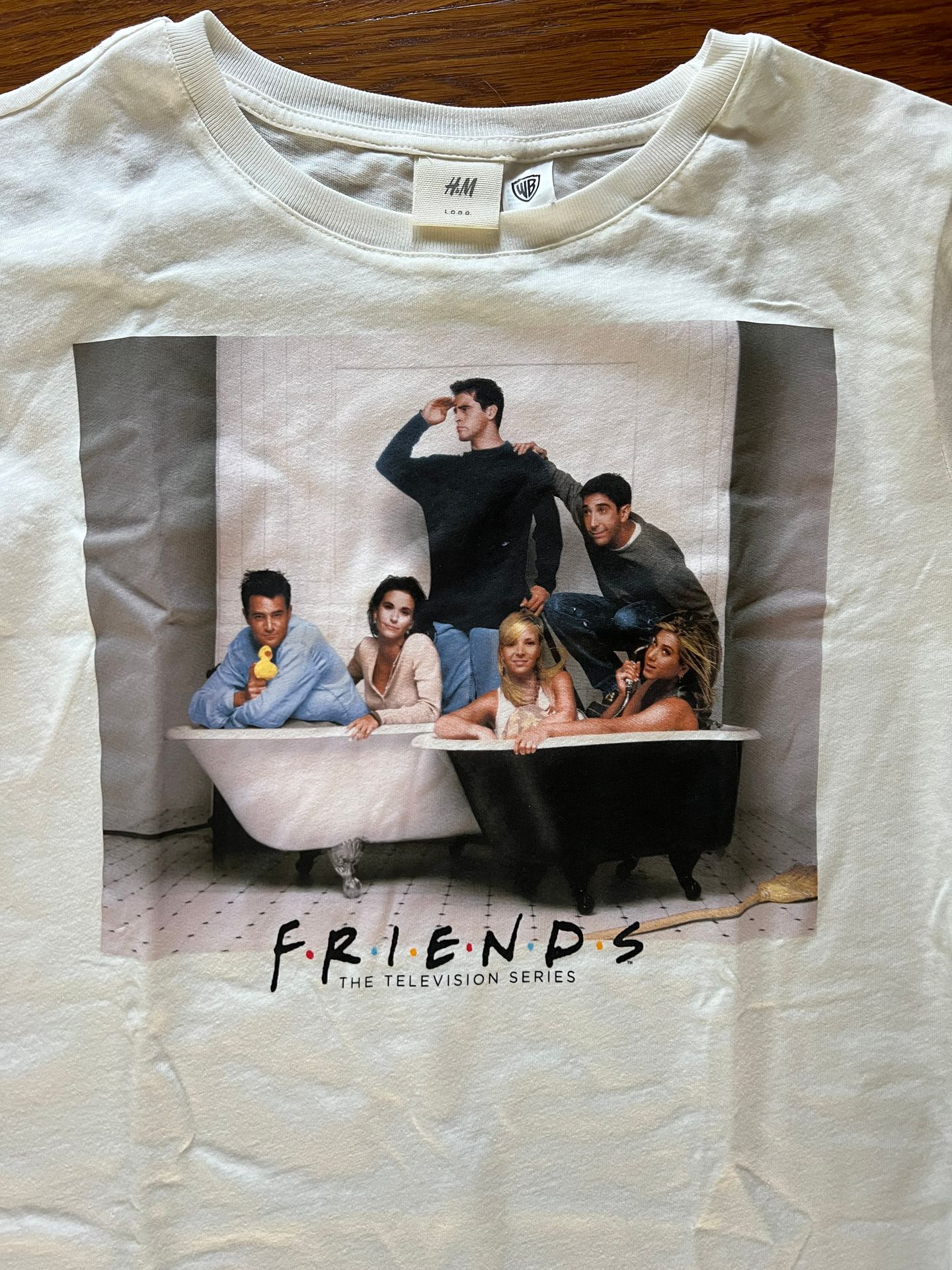 Friends t shirt h and m discount