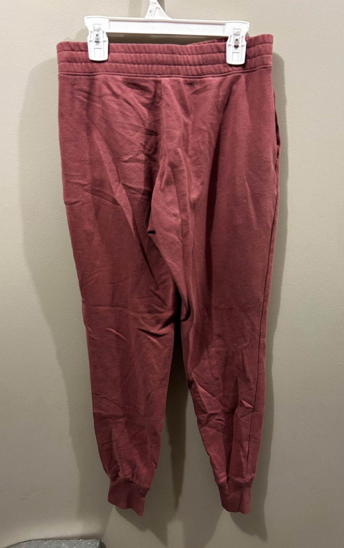 Hollister Sweat Pants Pink Size XS - $11 - From Reese