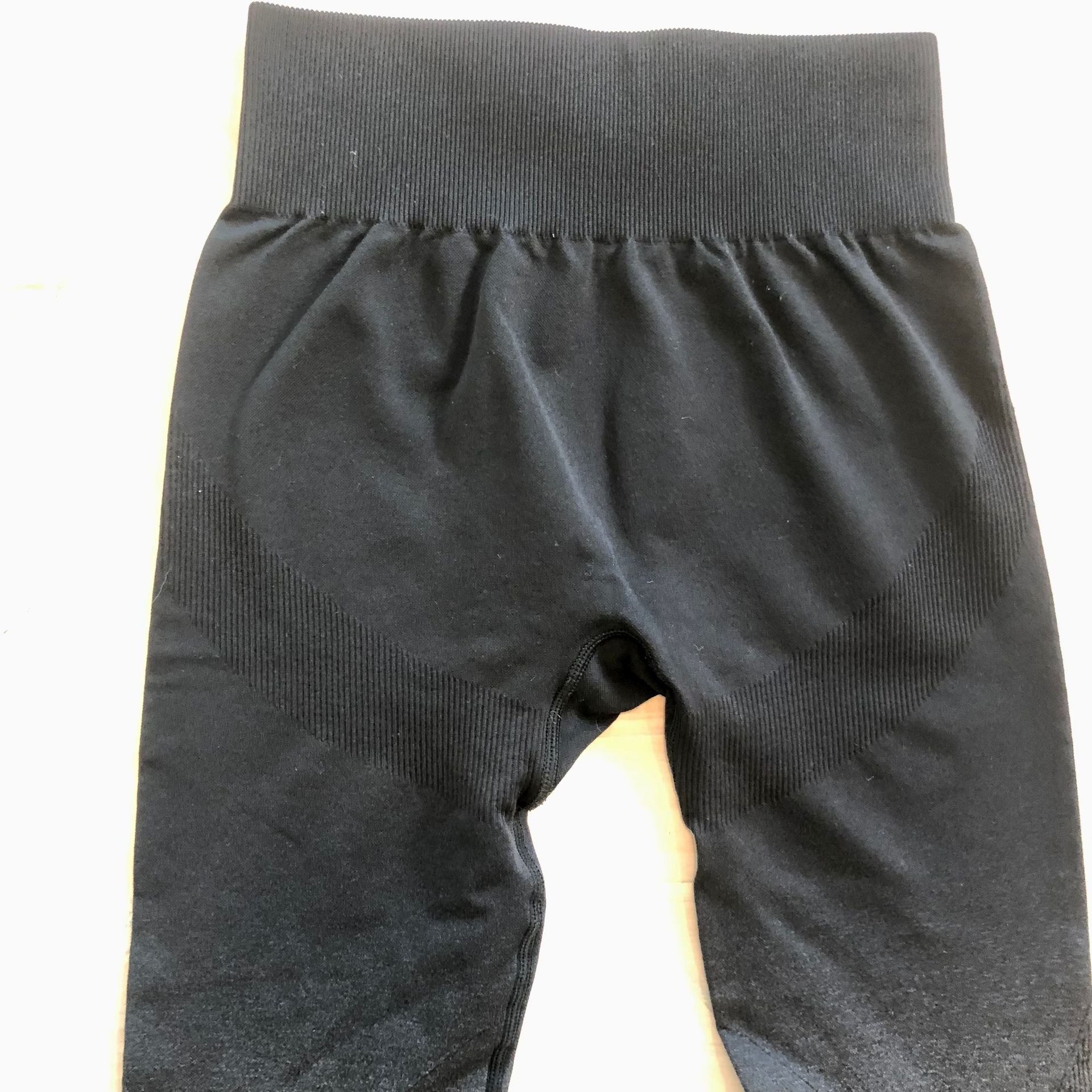 AYBL Pulse Ombrè Seamless Leggings - Black/Grey Size XS Black - $15 (67%  Off Retail) - From Laura