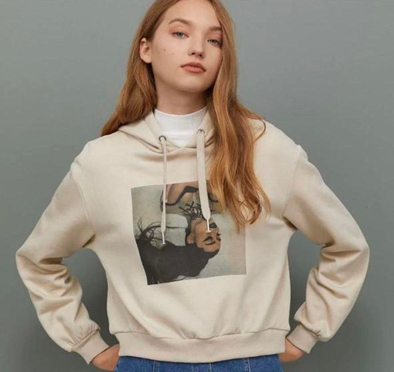 H and m deals ariana grande hoodie