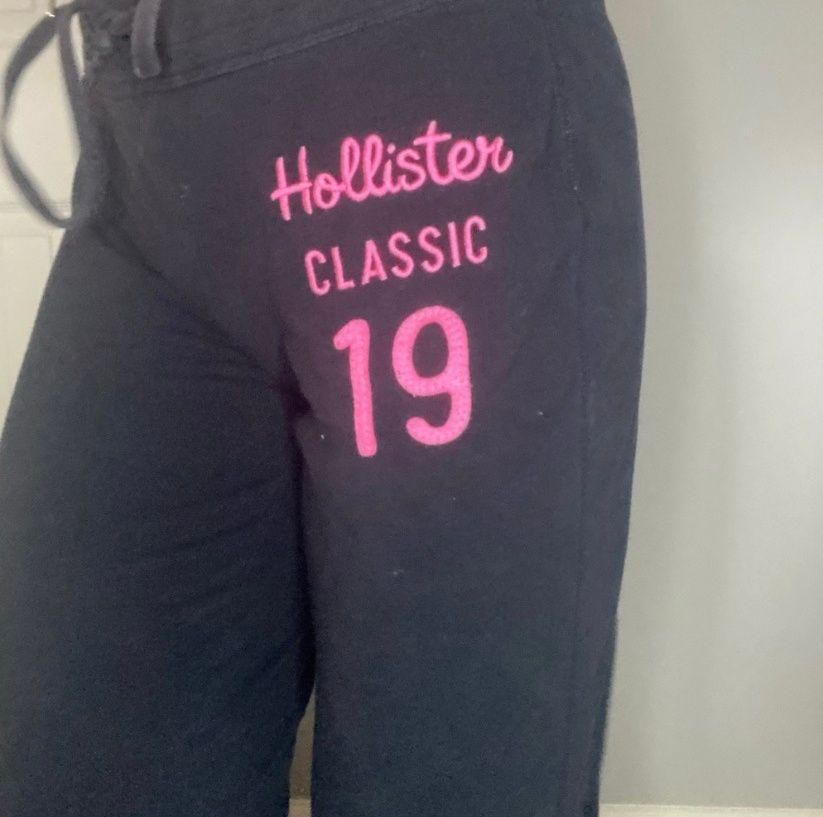 Hollister Sweatpants Blue Size M - $19 (62% Off Retail) - From Mackenzie