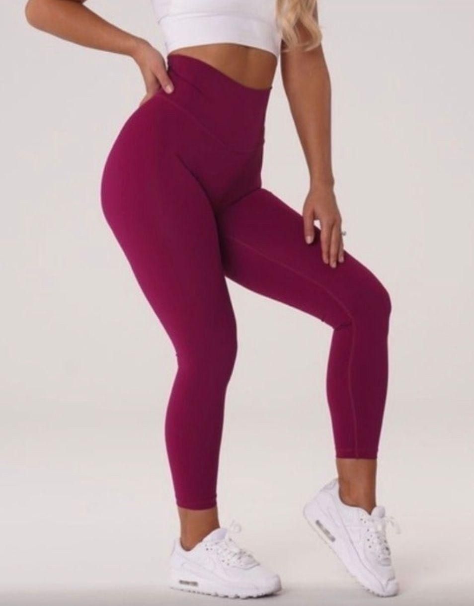 NVGTN Seamless Contour Leggings Green - $30 New With Tags - From