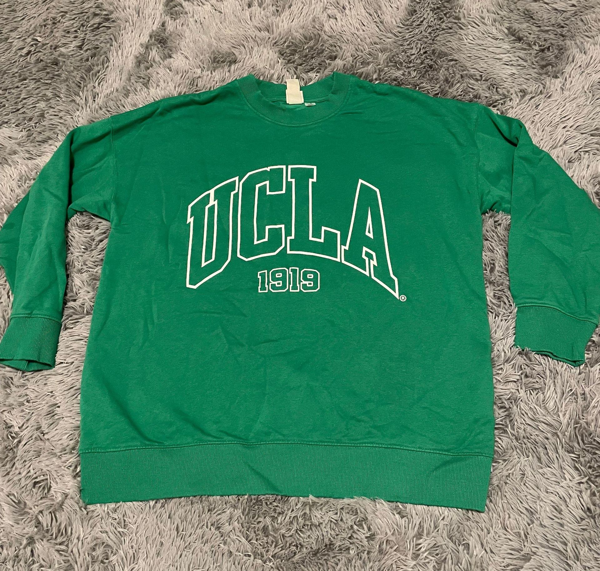 H and m ucla sweatshirt new arrivals