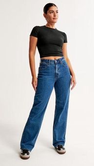 Abercrombie & Fitch Curve Love High Rise 90s Relaxed Jean