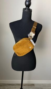 Lululemon Everywhere Fleece Belt Bag Burnt Caramel Brown - $81 New