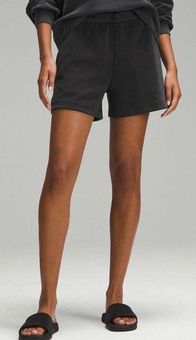 NEW lululemon Softstreme HR Short Size 4